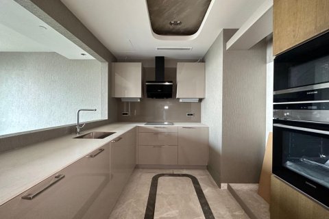 2+1 Apartment in Istanbul, Turkey No. 15814 6