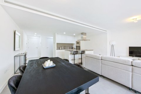 3 dormitorios Apartment en Estepona, Spain No. 27531 20