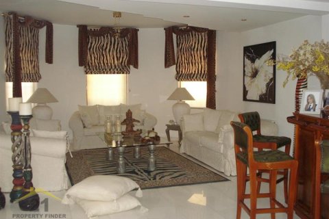 4 bedrooms Villa in Tala, Cyprus No. 39161 7