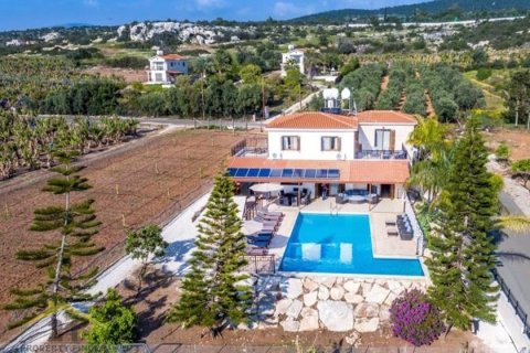 4 dormitorios Villa en Agios Georgios, Cyprus No. 39139 10