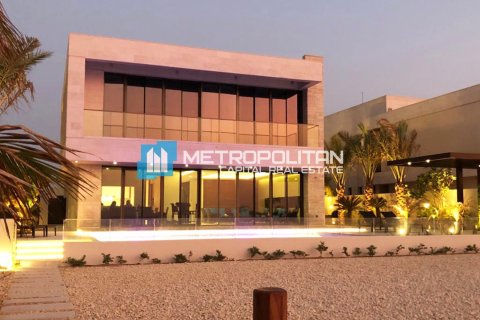 5 bedrooms Villa on the Saadiyat Island, UAE No. 4242 2