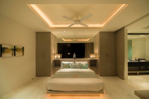 6 bedrooms Villa in Ko Samui, Thailand No. 261 10