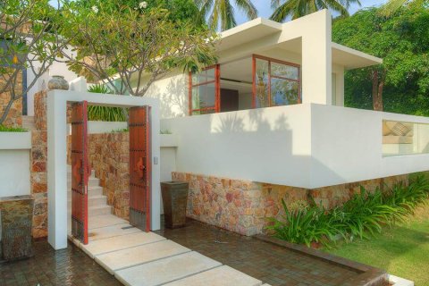 4 bedrooms Villa in Ko Samui, Thailand No. 263 8