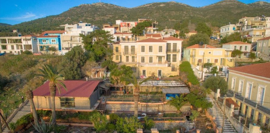 10 bedrooms Villa in Samos, Greece No. 58035