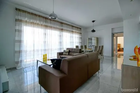 3 dormitorios Penthouse en Mesa Geitonia, Cyprus No. 40542 2