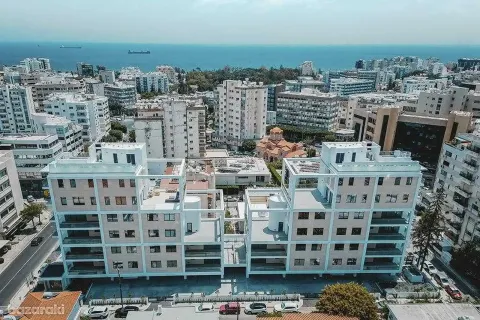 2 bedrooms Apartment in Limassol, Cyprus No. 40541 1