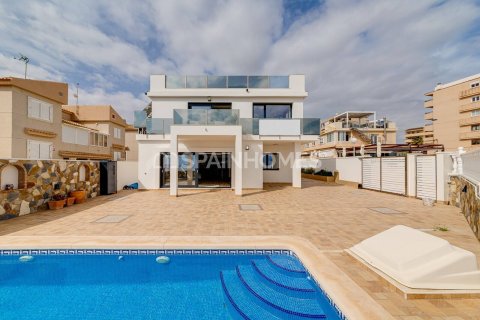 4 bedrooms Villa in Torrevieja, Spain No. 26657 7