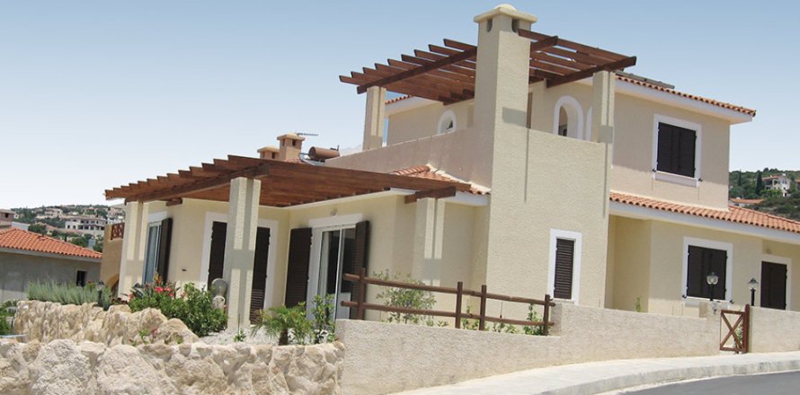 3 rooms Villa in Paphos, Cyprus No. 48212