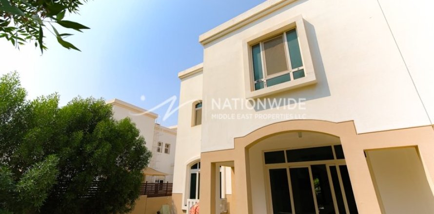 3 bedrooms Villa in Al Ghadeer, UAE No. 3664