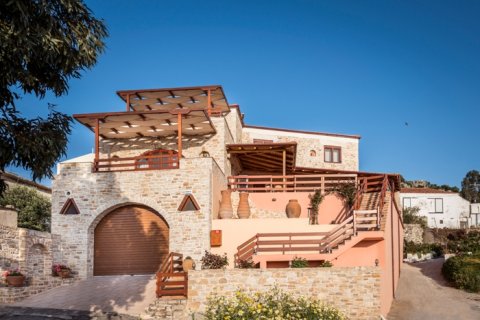 300m² Villa in Rethymno, Greece No. 58259 3