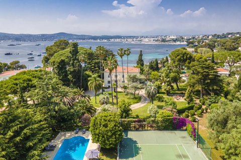 10 bedrooms Villa in Antibes, France No. 69162 1