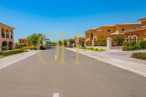 4 dormitorios Villa en  Saadiyat Island, UAE No. 8404 3