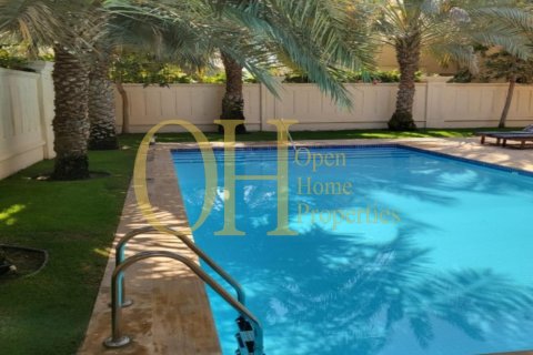 4 dormitorios Villa en  Saadiyat Island, UAE No. 8404 4