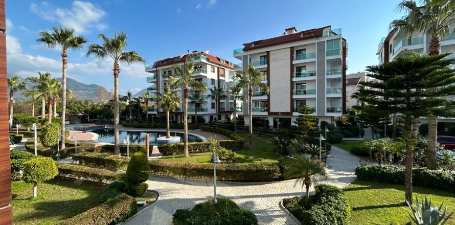 2+1 Apartment in Oba, Turkey No. 12068