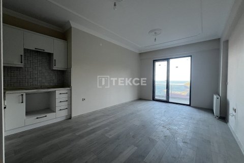 4+1 Apartment in Yomra, Turkey No. 11660 13