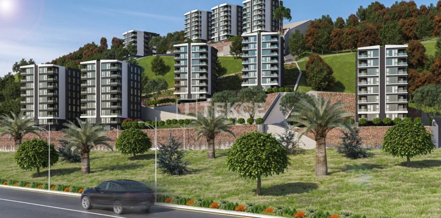 4+1 Apartment en Yomra, Turkey No. 11660