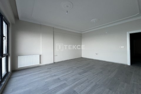 4+1 Apartment in Yomra, Turkey No. 11660 20