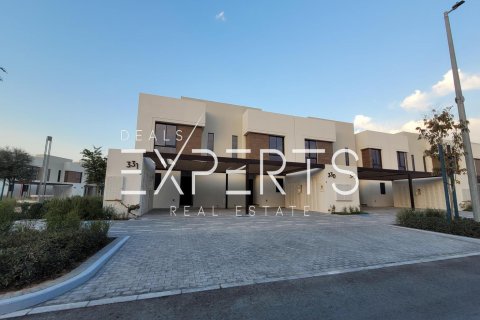 2 dormitorios Townhouse en  Yas Island, UAE No. 10112 1