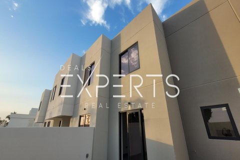 2 dormitorios Townhouse en  Yas Island, UAE No. 10112 2