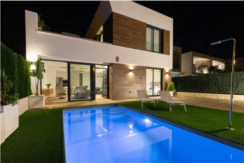 3 bedrooms Villa in El Campello, Spain No. 25975 8