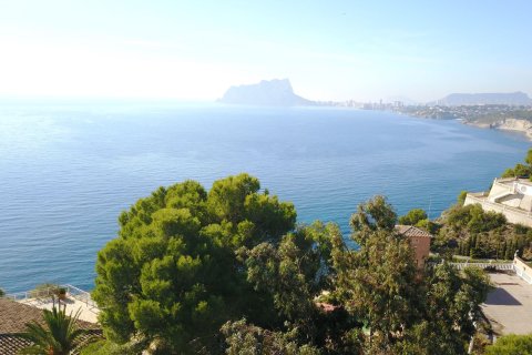 4 bedrooms Villa in Moraira, Spain No. 26047 4