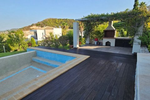 5 bedrooms Villa in Chalkidiki, Greece No. 47185 9