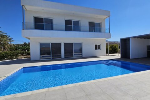 3 dormitorios Villa en Paphos, Cyprus No. 36752 1