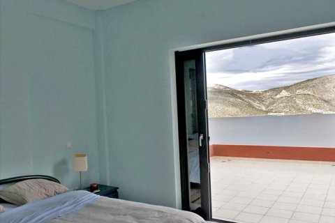 4 bedrooms Apartment in Central Greece, Greece No. 49277 3