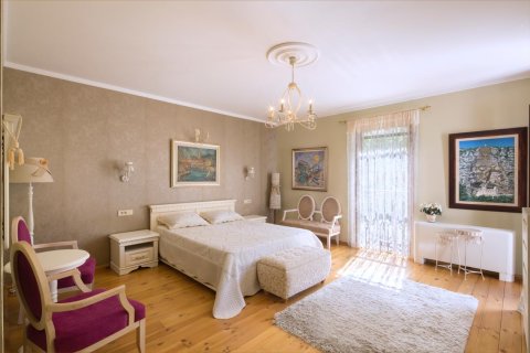 4 bedrooms Villa in Prcanj, Montenegro No. 66978 24