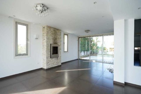 4 bedrooms Villa in Tseri, Cyprus No. 74873 6