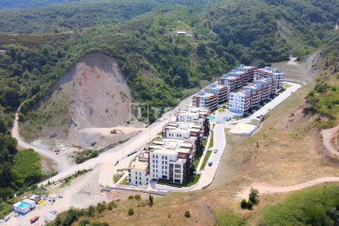 5+1 Apartment in Golcuk, Turkey No. 14243 28