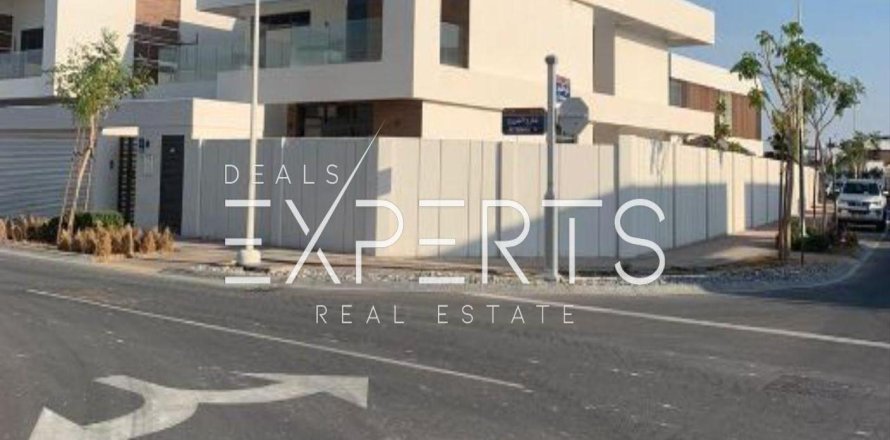 5 bedrooms Villa on the Yas Island, UAE No. 52759