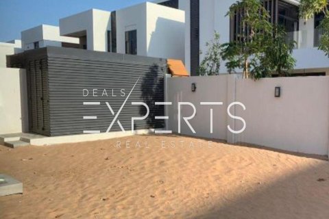 5 bedrooms Villa on the Yas Island, UAE No. 52759 14