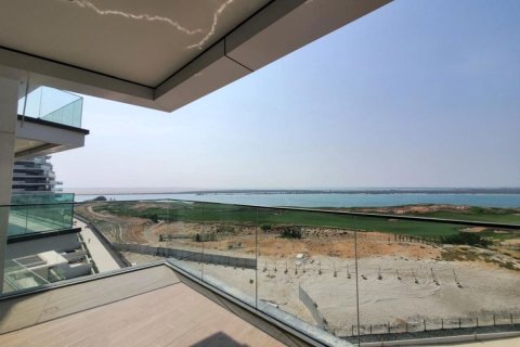 3 dormitorios Apartment en  Yas Island, UAE No. 6059 10