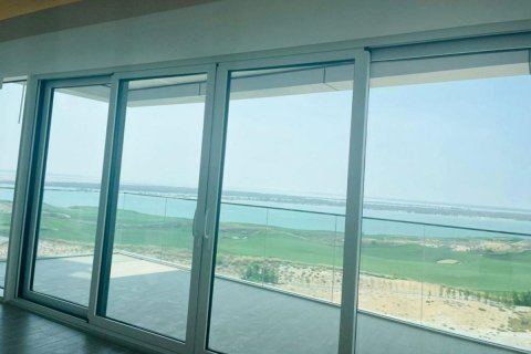 3 dormitorios Apartment en  Yas Island, UAE No. 6059 5