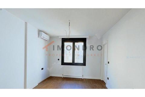 2+1 Appartement à Besiktas, Turkey No. 17083 7