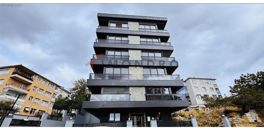 2+1 Appartement à Besiktas, Turkey No. 17083