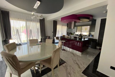 3 bedrooms Villa in Paphos, Cyprus No. 64858 6