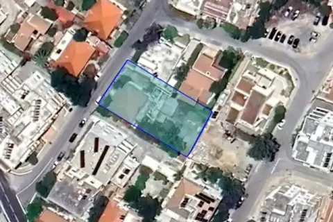 855m² Land à Nicosia, Cyprus No. 35965 1