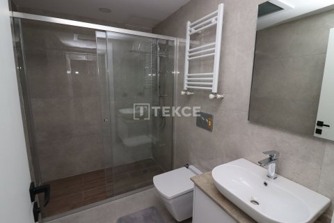 2+1 Apartment en Mezitli, Turkey No. 75532 15