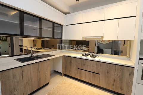 4+1 Apartment en Mersin, Turkey No. 75531 8