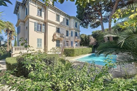 3 dormitorios Apartment en Antibes, France No. 75903 2