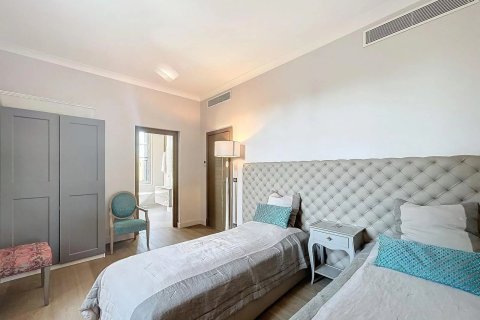 3 dormitorios Apartment en Antibes, France No. 75902 7