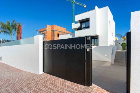 5 bedrooms Villa in Rojales, Spain No. 75897 16