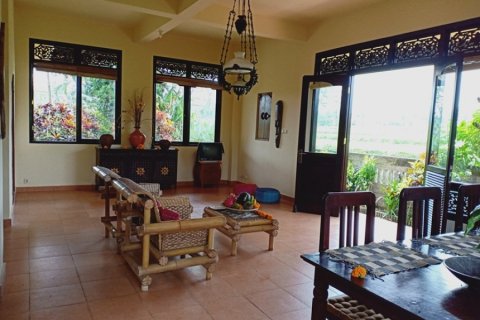 3 bedrooms Villa in Kerambitan, Indonesia No. 28190 3