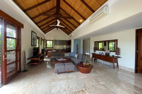 3 bedrooms Villa in Ungasan, Indonesia No. 28191 18