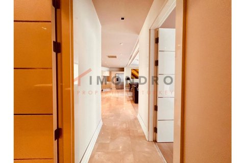 2+1 Apartment in Sisli, Turkey No. 21471 7