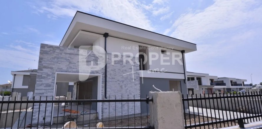 0+5 Villa in Kemer, Turkey No. 13977