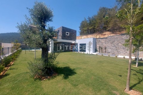 4+1 Villa in Bodrum, Turkey No. 14010 19