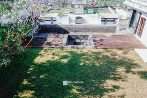 4 bedrooms Villa in Jimbaran, Indonesia No. 23331 13